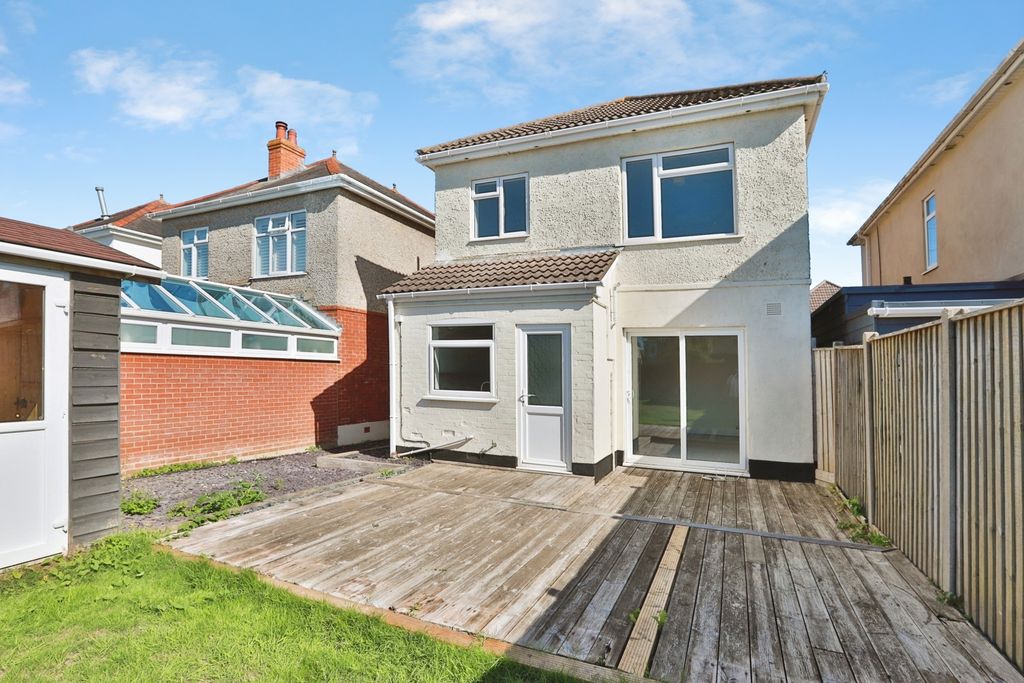 Property photo 3 of 24 Pbox-Img.Jpg