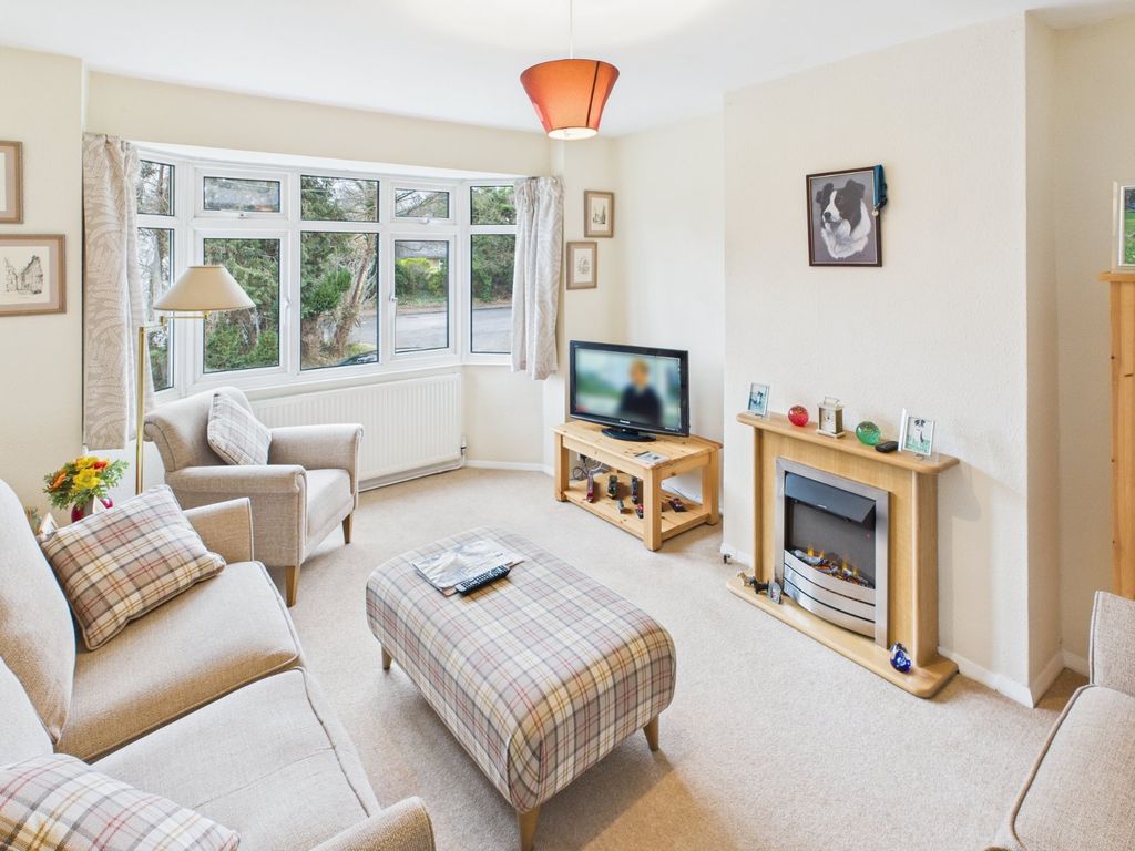 Property photo 2 of 12 Living Room