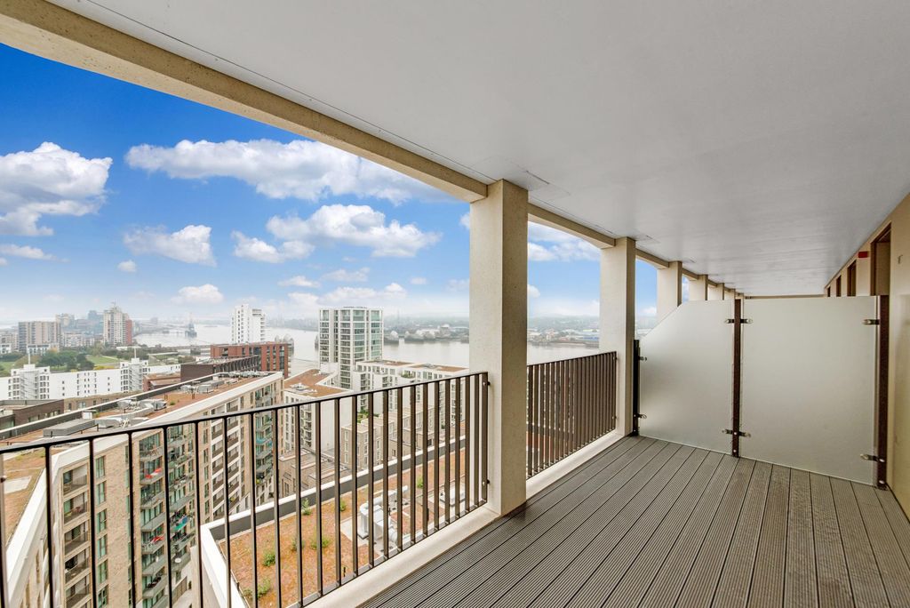 Property photo 3 of 21