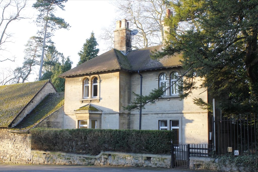 Property photo 1 of 13 My Photo 13845