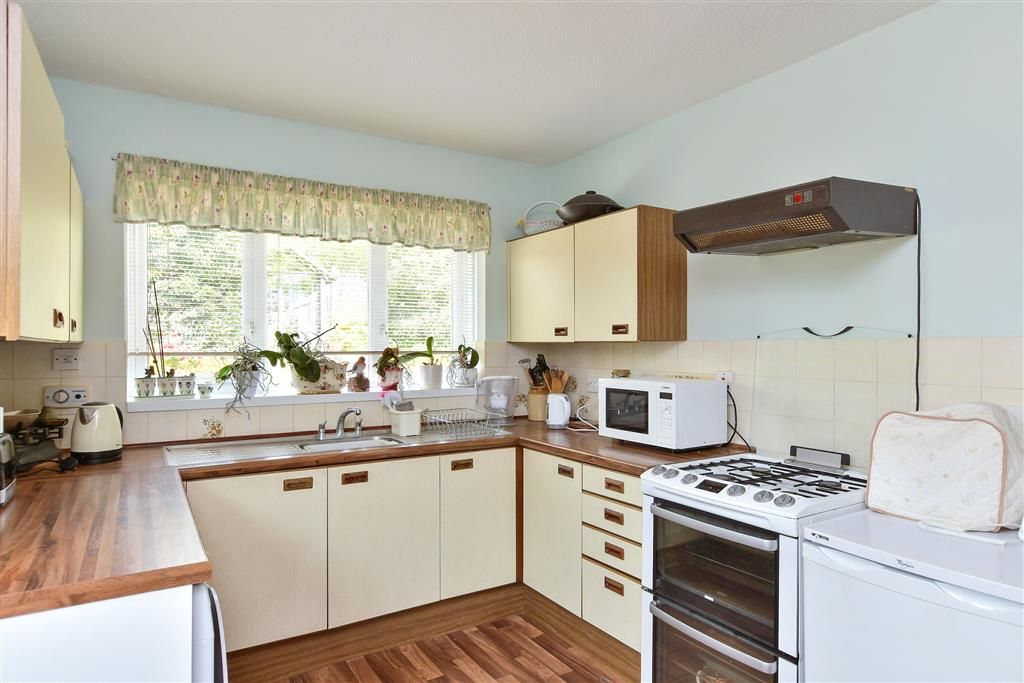 Property photo 1 of 13 Kitchen