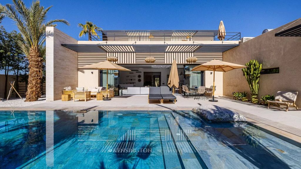 Property photo 1 of 30