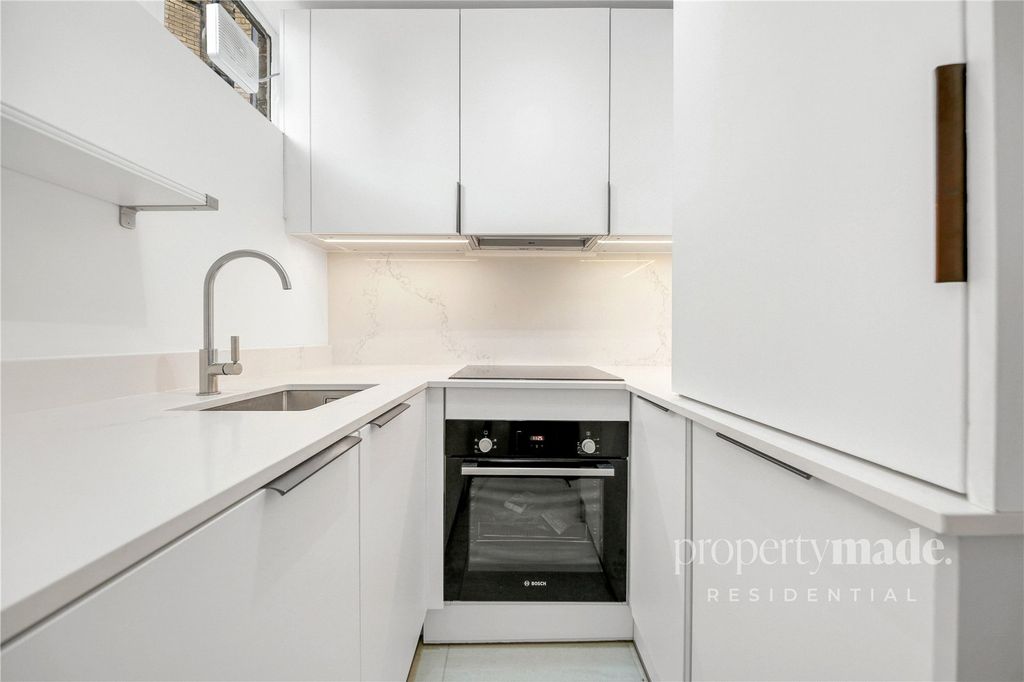 Property photo 2 of 14 Picture No. 03