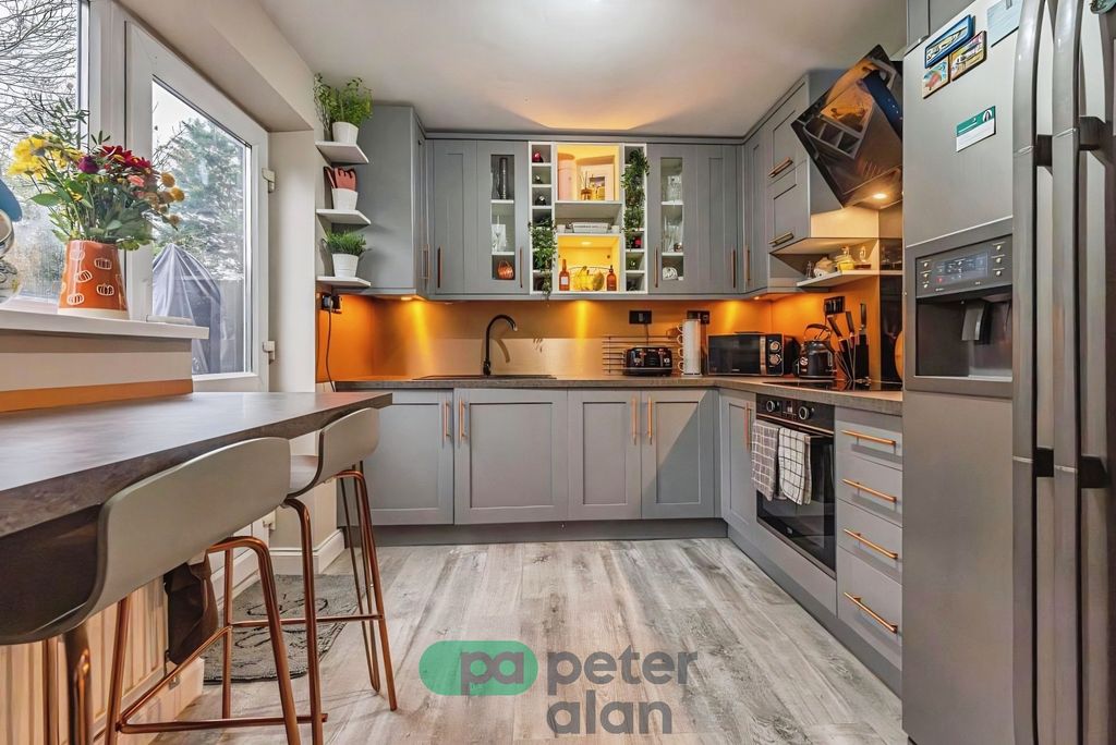 Property photo 2 of 19 Front