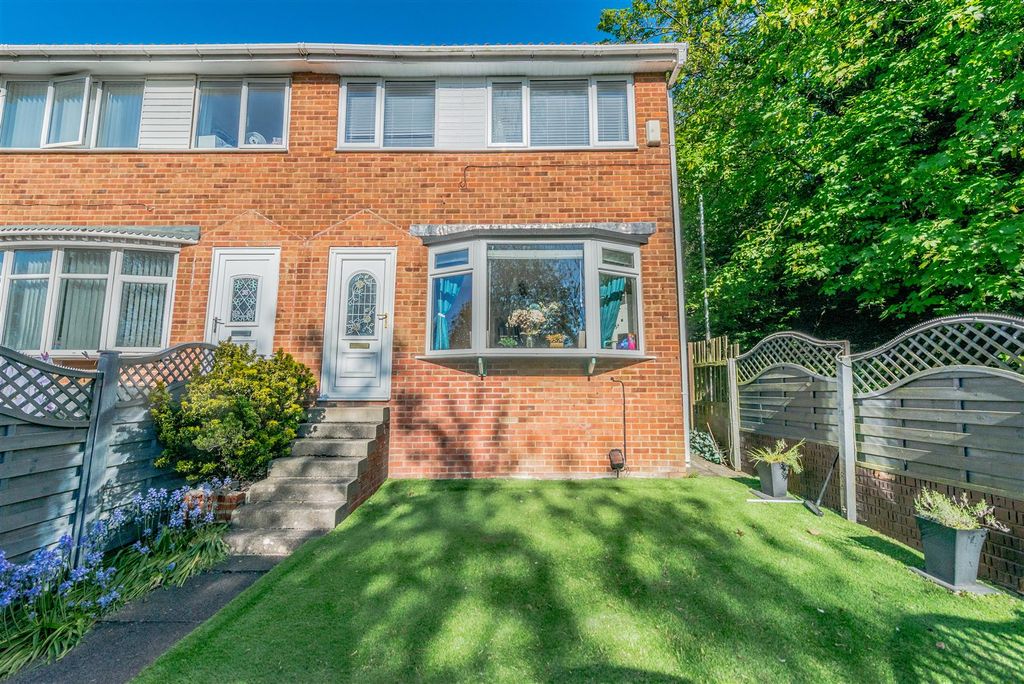Property photo 1 of 21