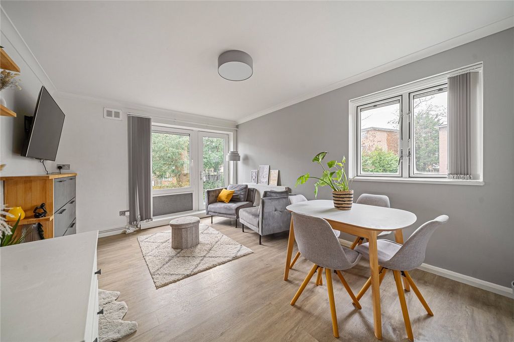 Property photo 1 of 10 Picture No. 17