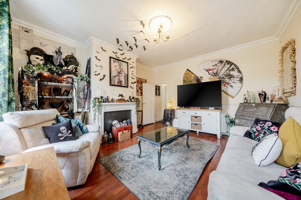 Property photo 2 of 11 1436499-7-69De0Da56Bca2