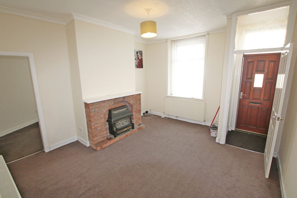 Property photo 2 of 9 2