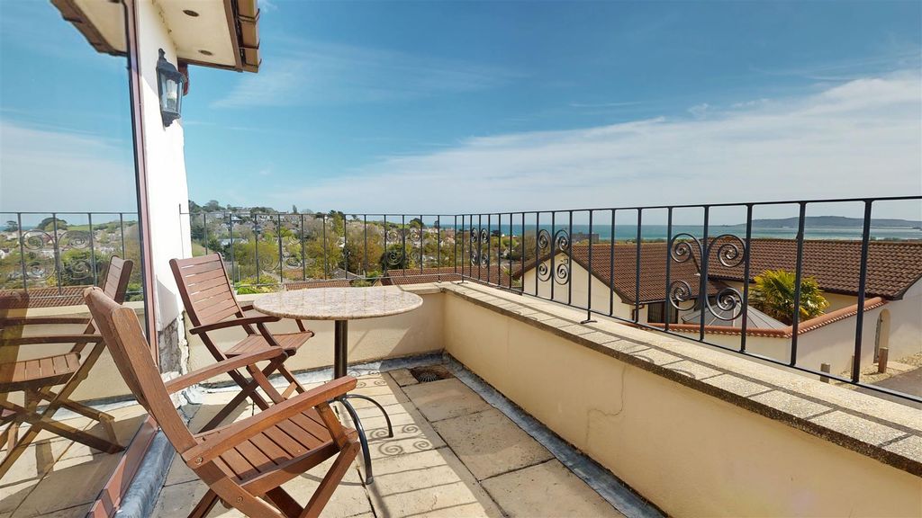 Property photo 3 of 38 04202026_173357.Jpg