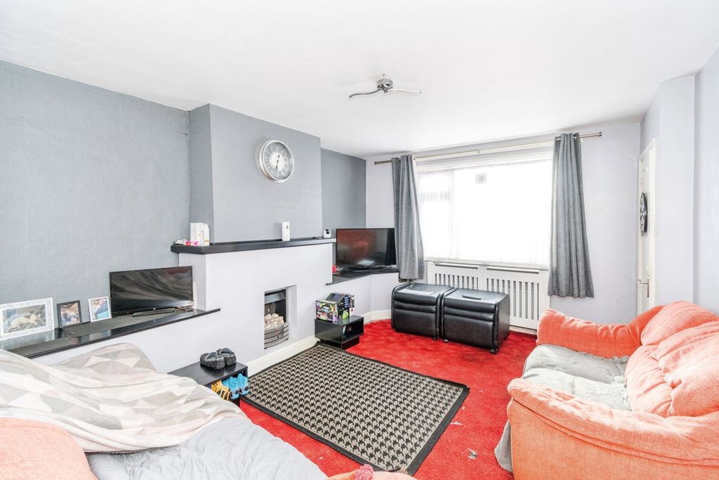 Property photo 2 of 15 Pbox-Img.Jpg