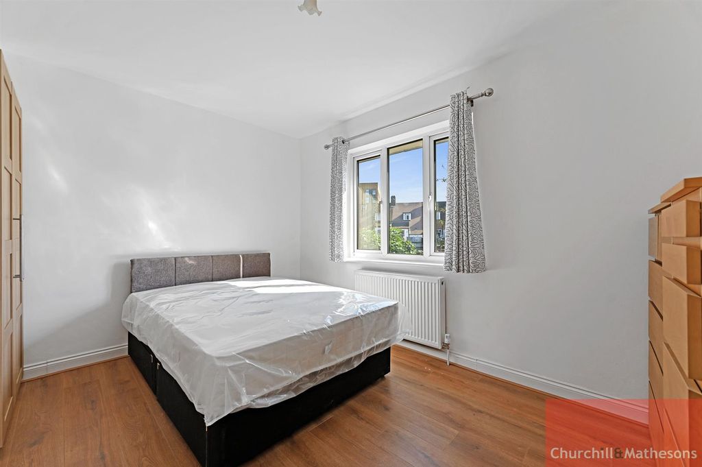 Property photo 2 of 11 Chmaa - Sunnungdale Avenue -  (4).Jpg