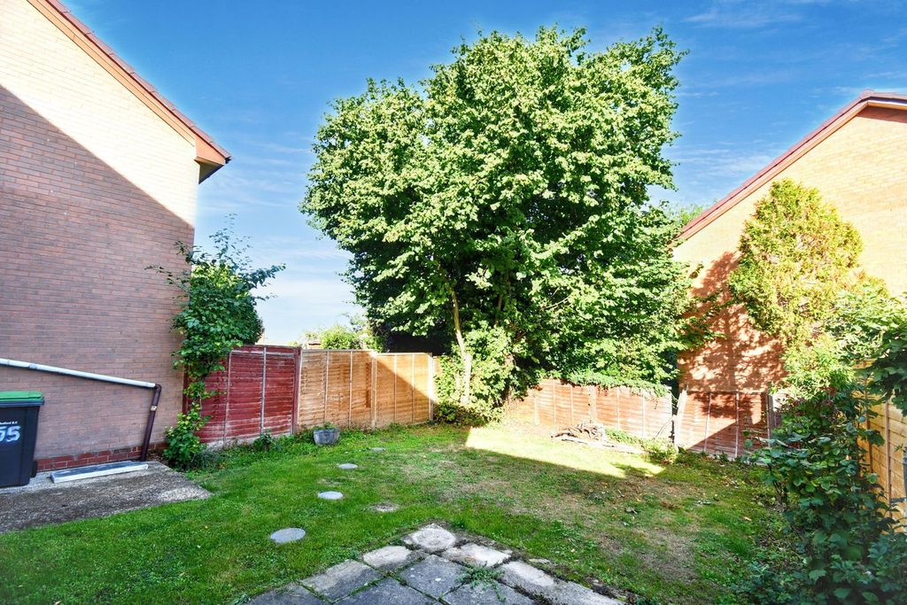 Property photo 2 of 15