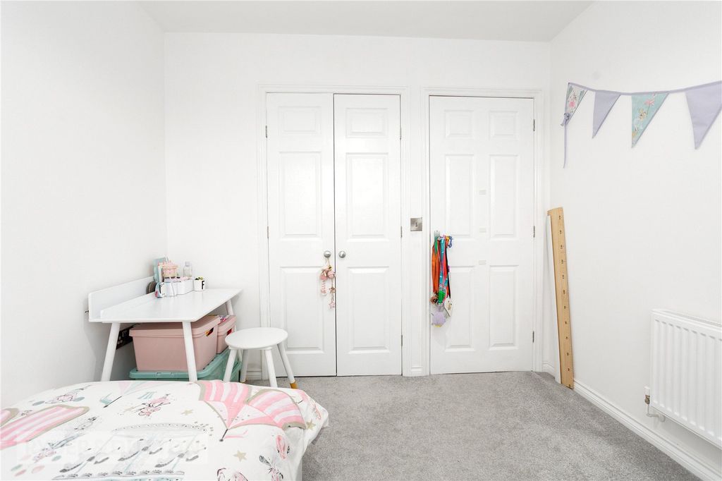 Additional image 20 of 4 bed detached house for saleKingfisher Way, Glossop SK13
