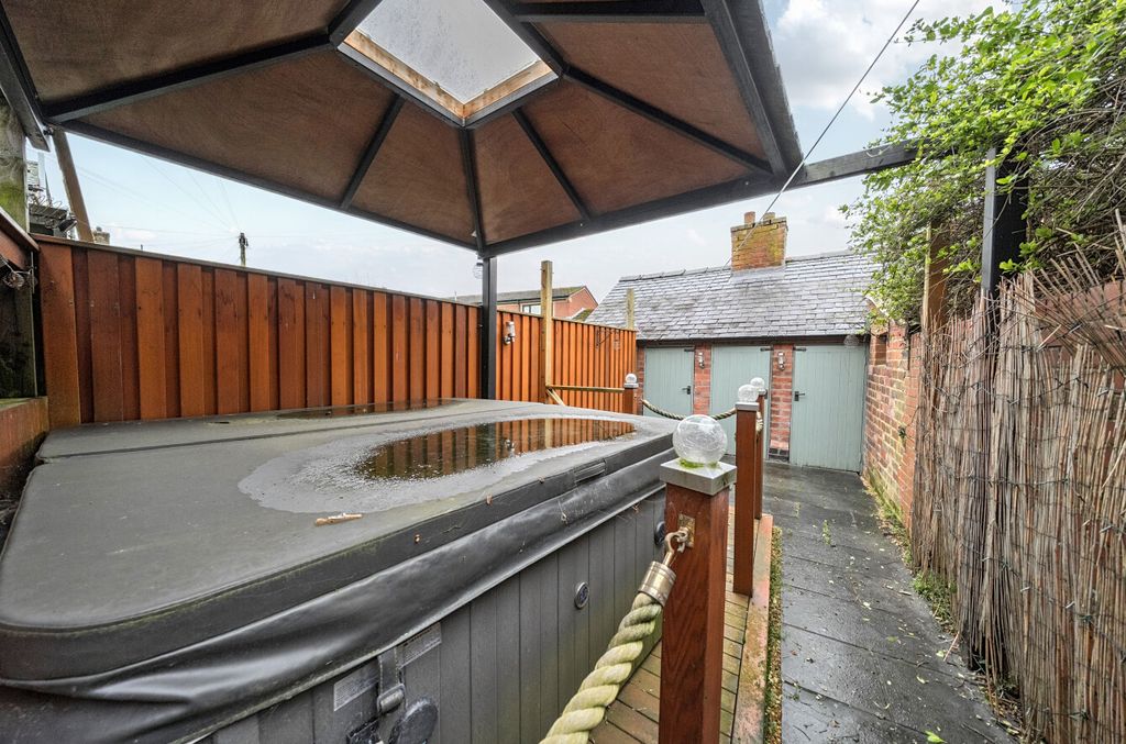 Additional image 17 of 4 bed terraced house for saleNew Road, Newtown, Powys SY16