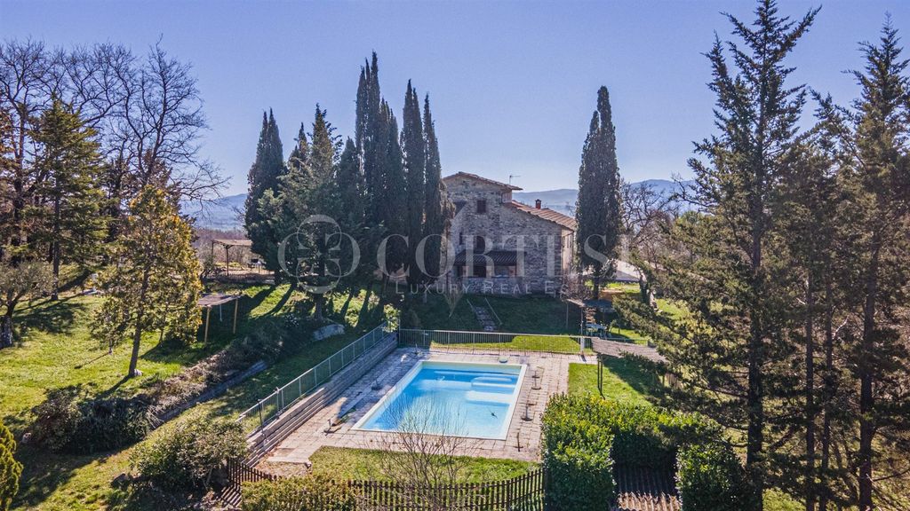 Property photo 1 of 60 Splendid Panoramic Estate With Agritourism, View Of Lake Montedoglio – Sansepolcro, Tuscany