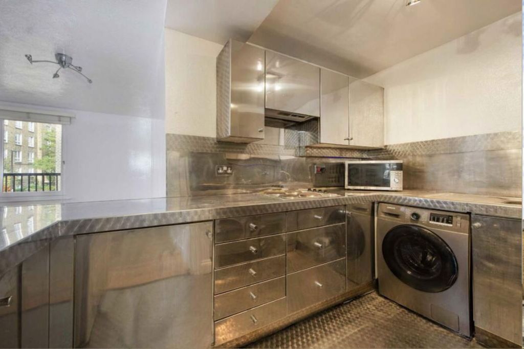 Property photo 3 of 7