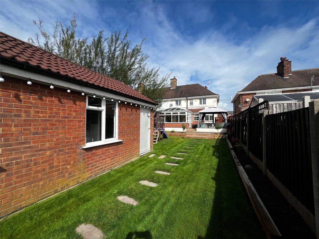 Property photo 2 of 13 Picture No. 02