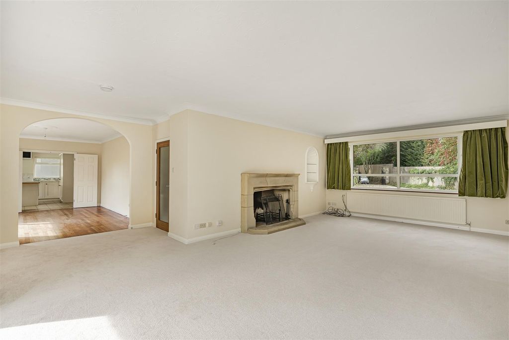 Property photo 3 of 57 15_92955.Jpg