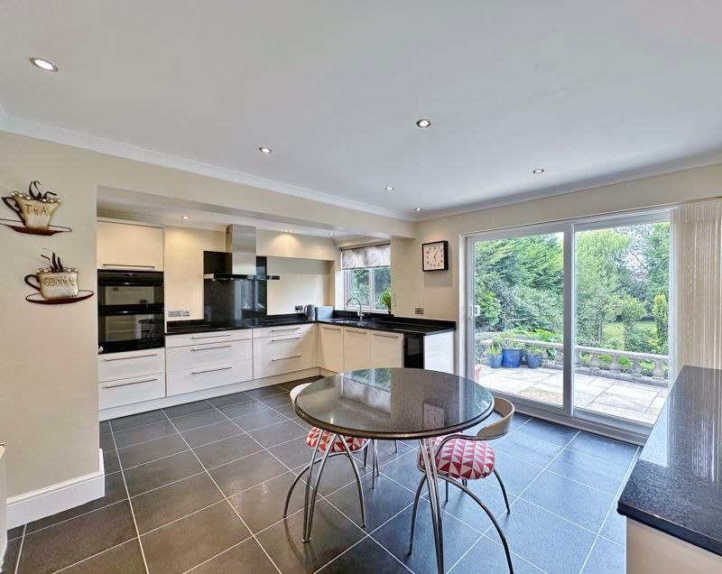 Property photo 3 of 43 Photo 3