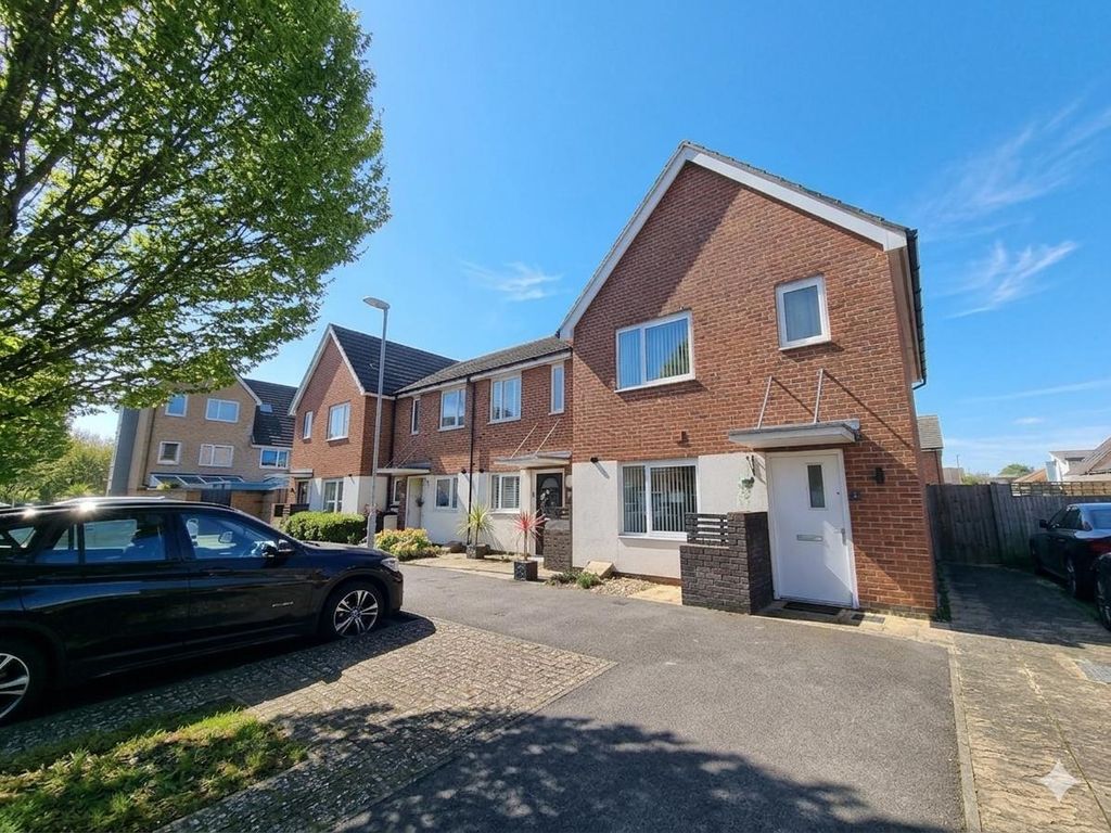 Property photo 1 of 11 Exterior