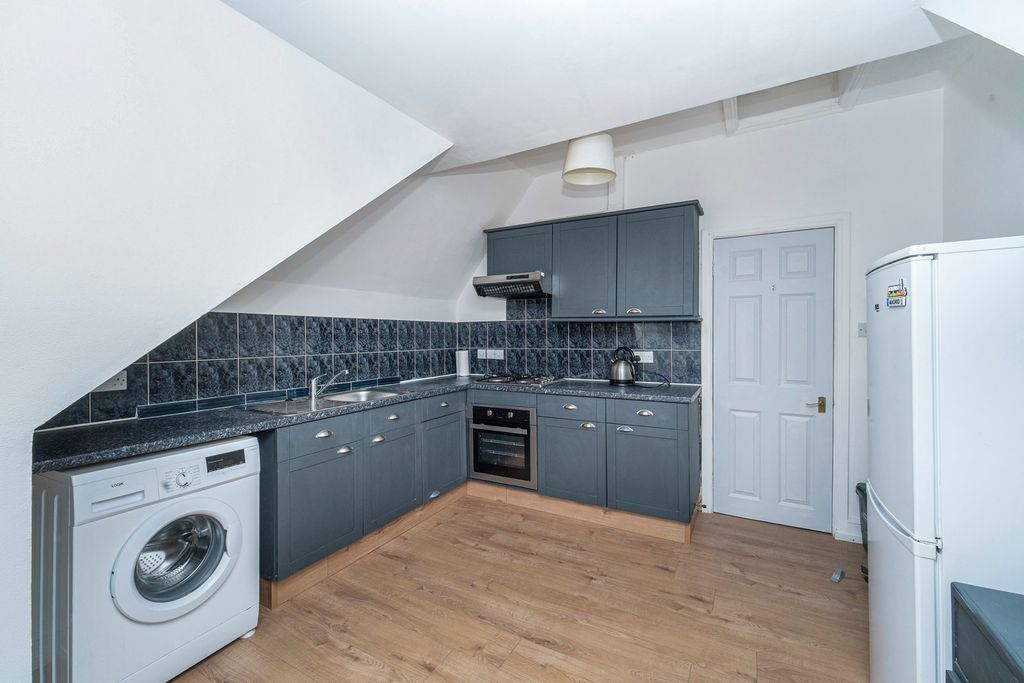 Property photo 3 of 15 Pbox-Img.Jpg