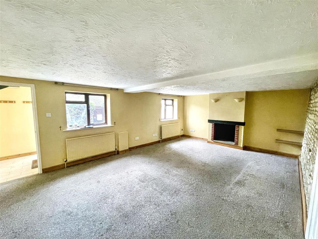 Property photo 3 of 12 Img_1799.Jpg