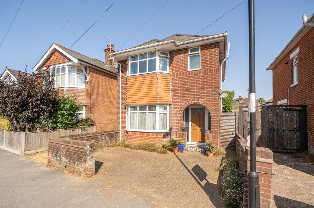 Property photo 1 of 12 1503357-2-6A7Af2c...