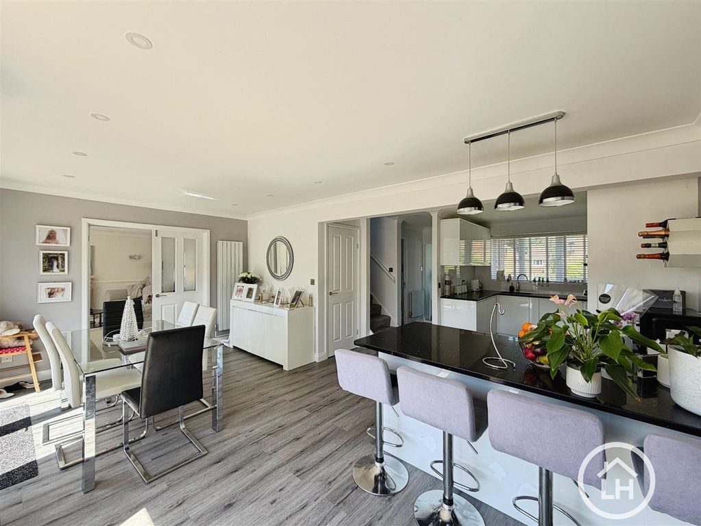Property photo 2 of 17 Kitchen/Diner