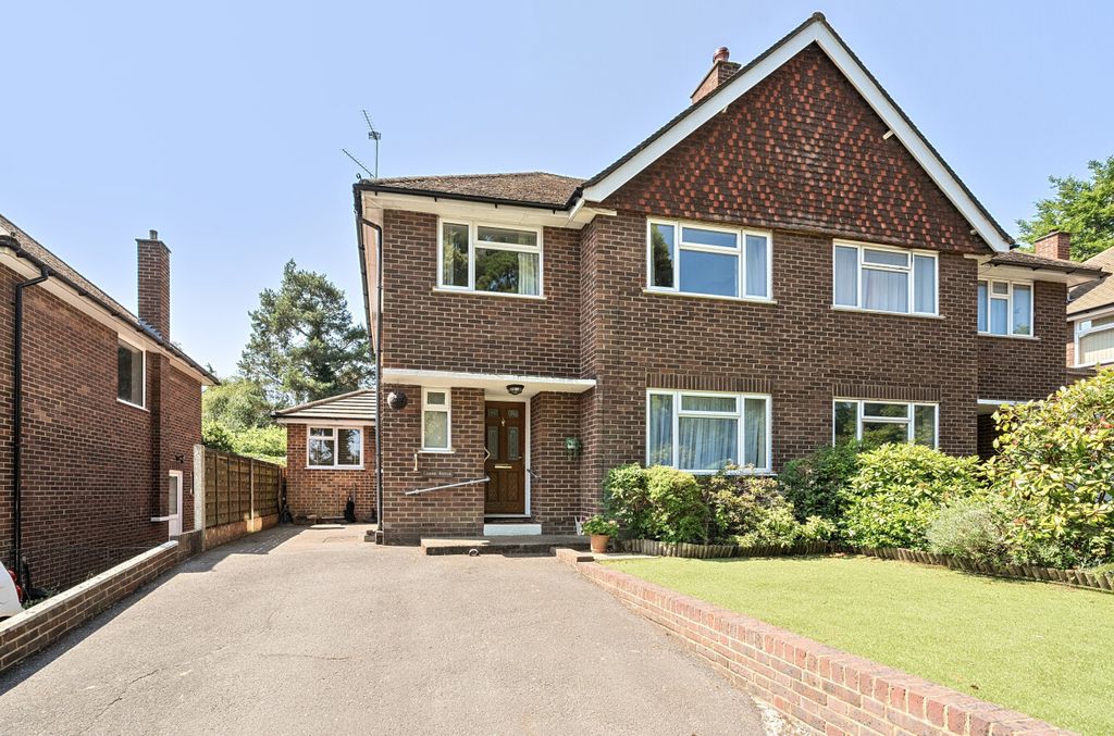 Property photo 1 of 22 1312919-11-6853Ec...