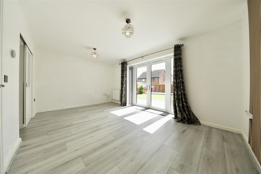 Property photo 3 of 18 0A4A8866.Jpg