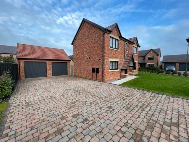 Property photo 2 of 19 Front