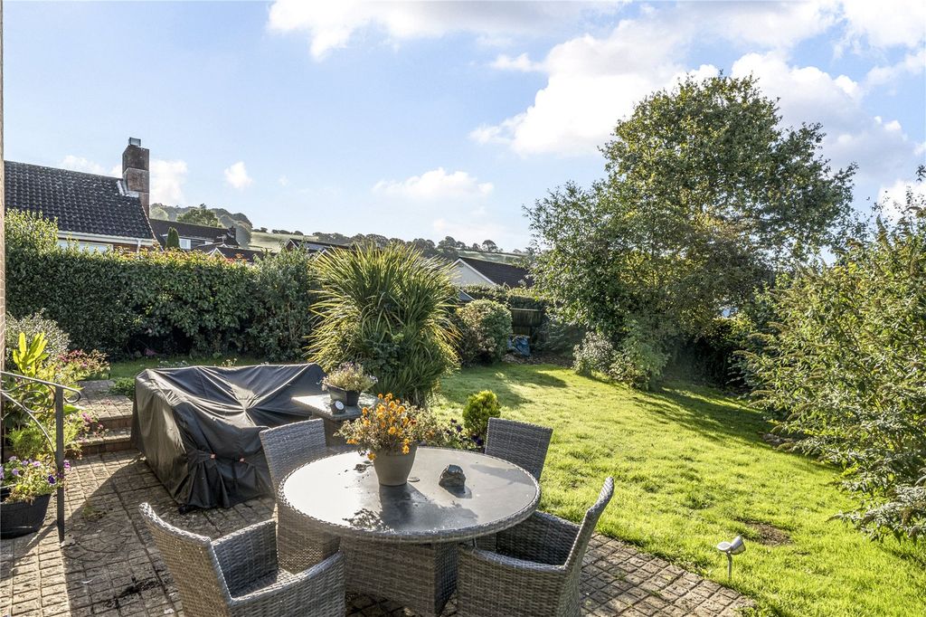 Additional image 17 of 3 bed bungalow for salePinaster Close, Honiton, Devon EX14