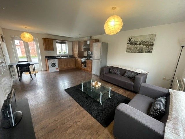 Property photo 2 of 14