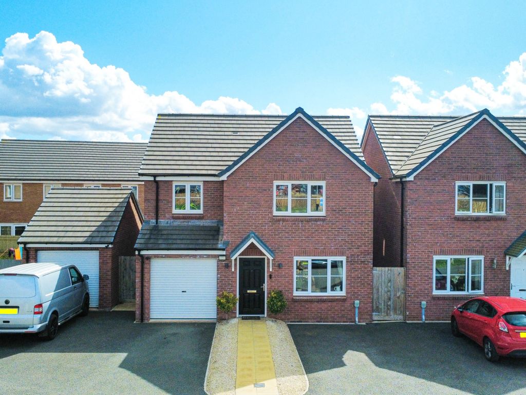 Property photo 1 of 23 4511382