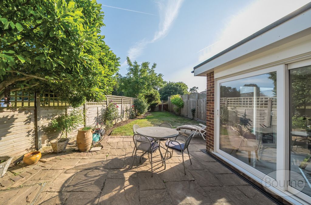 Property photo 3 of 18 26Ac99Bf-Baf5-4F2...