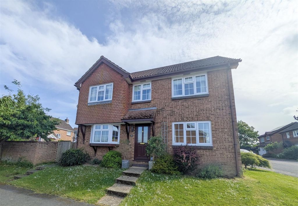 Property photo 1 of 28