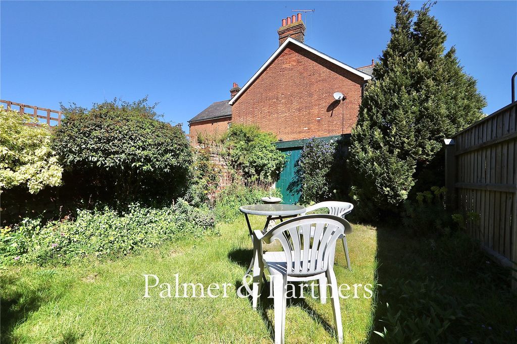 Property photo 3 of 23 Picture No. 05