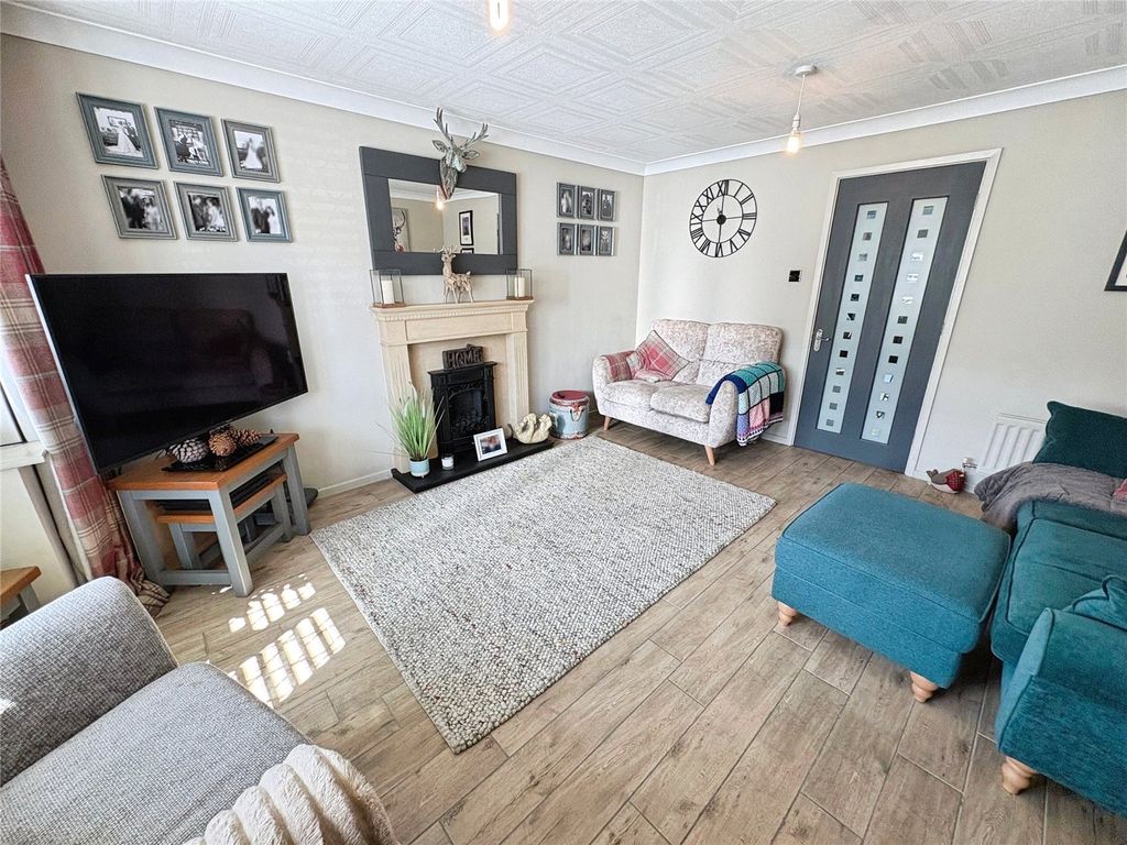 Property photo 3 of 18 Picture No. 03