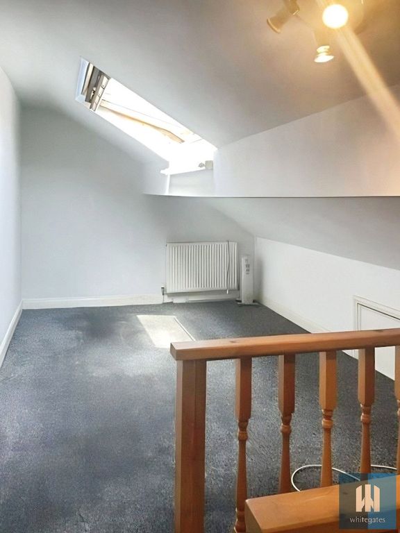 Property photo 3 of 8 Picture No. 21