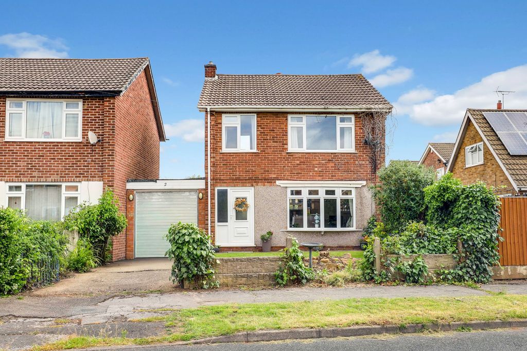 Property photo 1 of 16