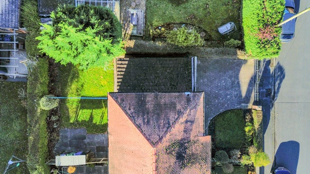 Property photo 2 of 22