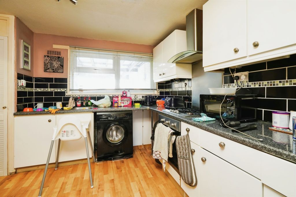 Property photo 3 of 7