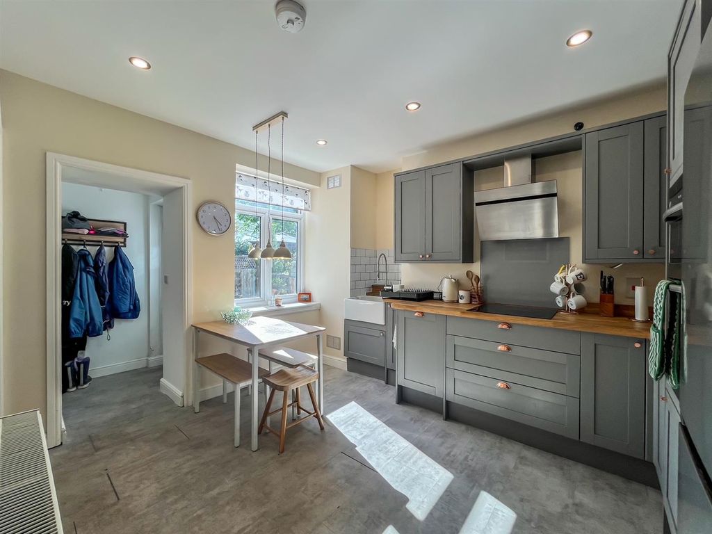 Property photo 2 of 25 Img_1674.Jpg