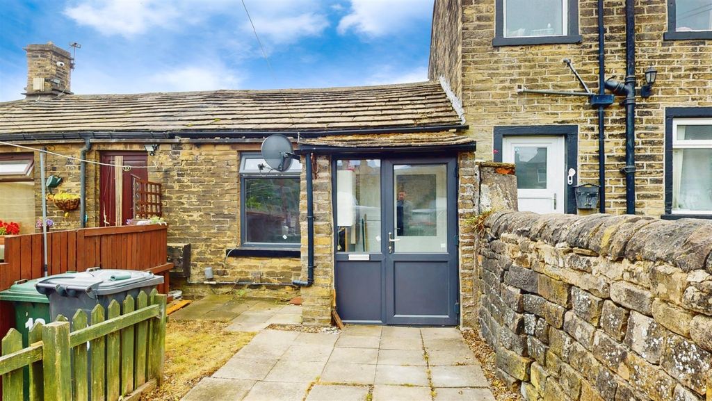 Property photo 1 of 9 E464Da39-08062025_170855.Jpg