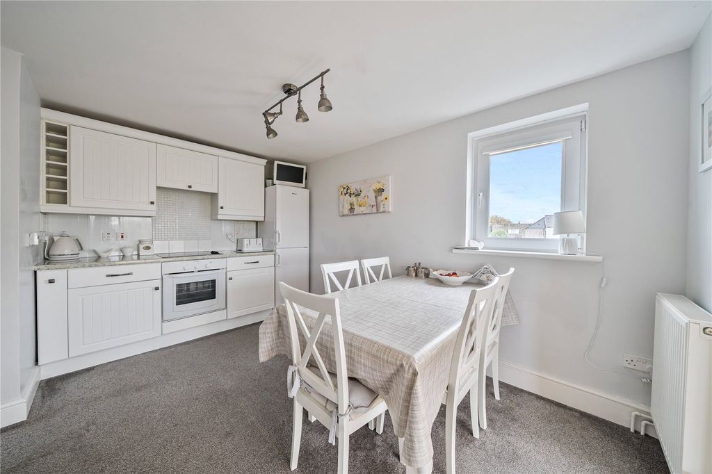 Property photo 2 of 17 Picture No. 04