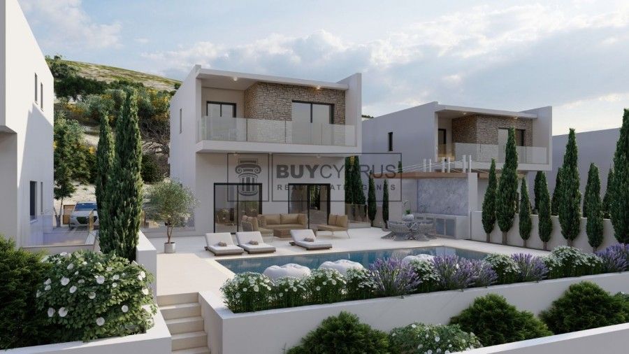 Property photo 2 of 40