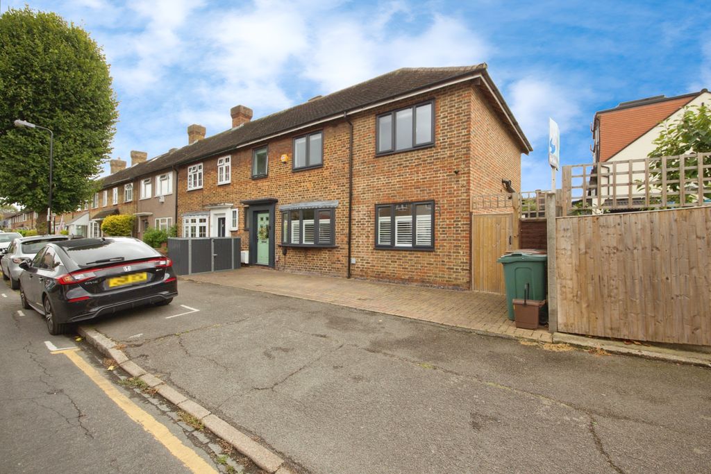 Property photo 1 of 20 Img_2751