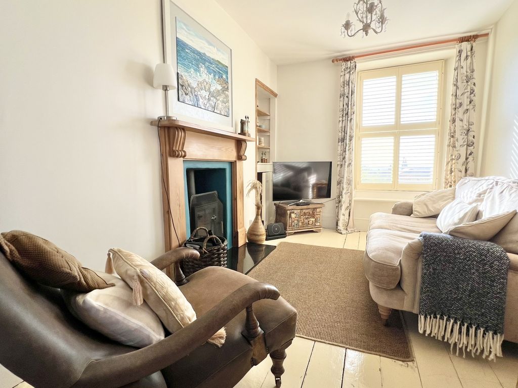 Property photo 2 of 16 Gallery
