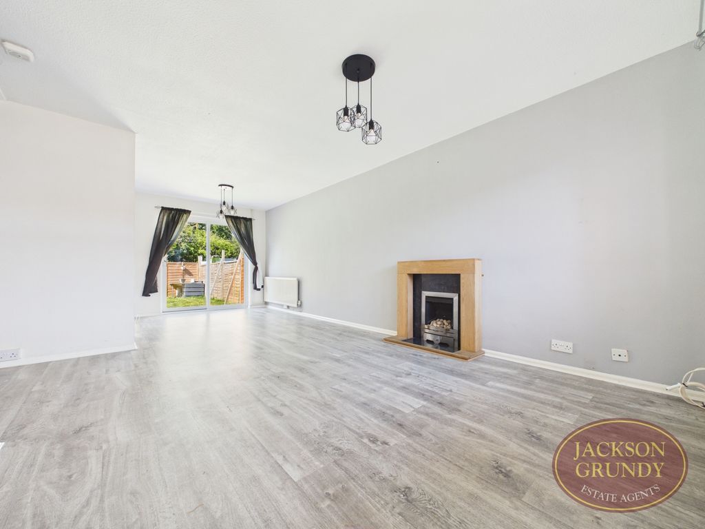 Property photo 2 of 10 Ash Rise