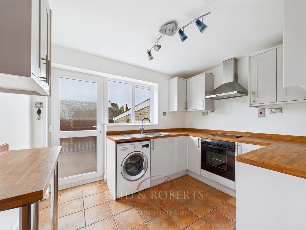 Property photo 2 of 13 Cam05148G0-Pr0081-Still007.Jpg